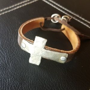 Leather bracelet with metal cross